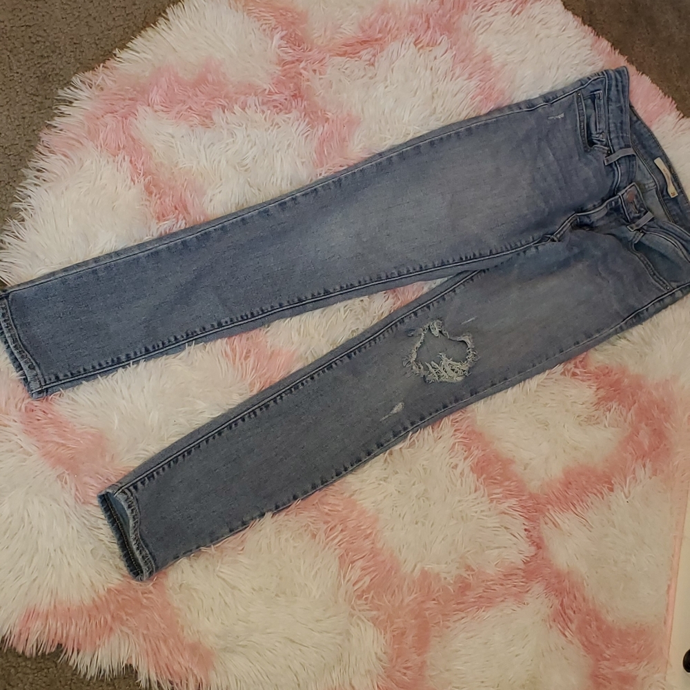Levis